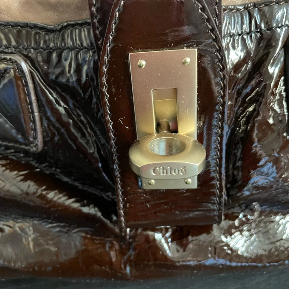 Authentic Chloe patent leather handbag - Picture 7 of 12